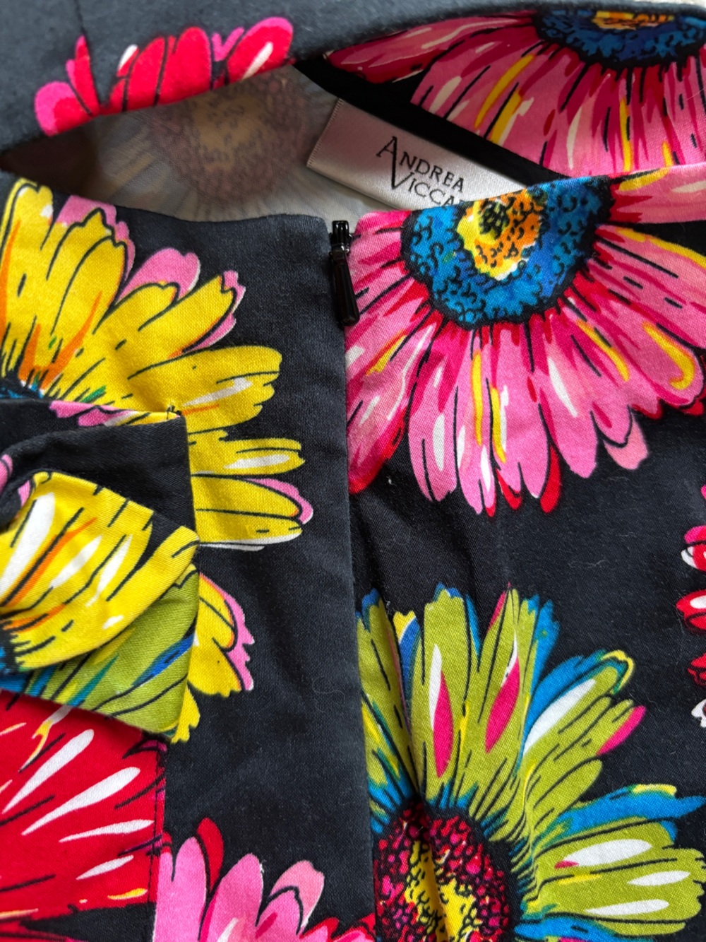 Andrea Viccaro Black Sunflower Print Pencil Skirt - Vibrant Floral Summer Hippie - Picture 7 of 8